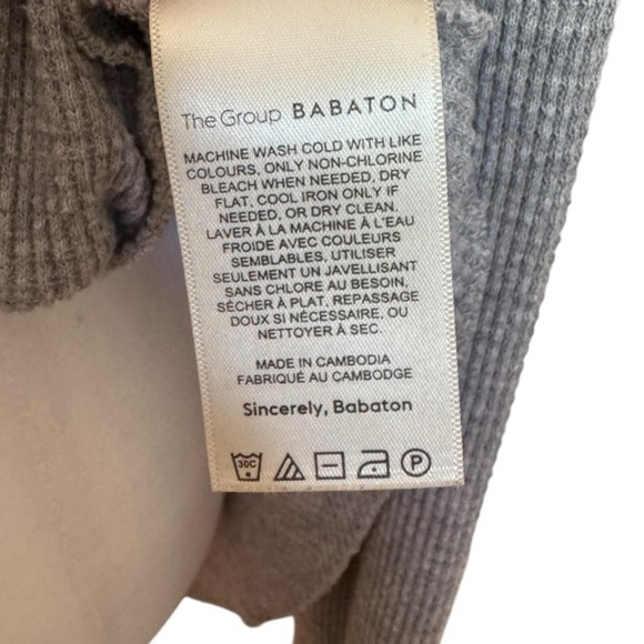The Group Babaton Gray Waffle Knit Funnel Neck Sweater Tunic M Minimalist Cozy - Picture 4 of 8